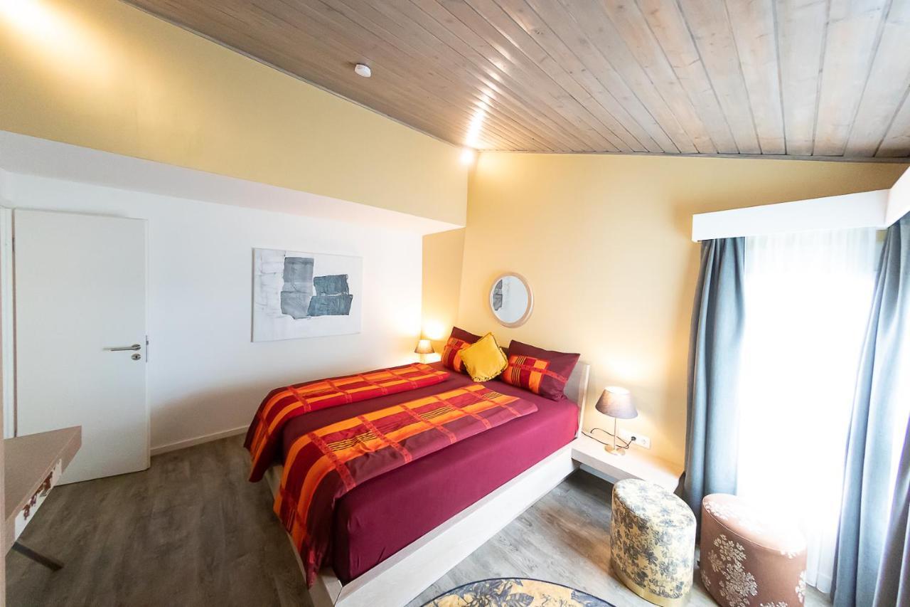 Ferienwohnung VIP Deluxe 107qm auf zwei Etagen 1 Dopplezimmer EG 1 Doppelzimmer auf der Galerie sowie 2 Badezimmer und komplette Küche mit Mikrowelle und Backofen Ideal für 1 bis 6 Gäste Direkter Blick auf Garten und Bergblick Alles nur nicht 0815 Schliersee Exterior foto